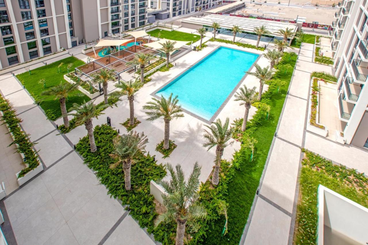 A Luxury Aprt 2 Bedrooms Balcony With Wonderful View Mall Access Hi Speed Wifi Beach Access & Much More For Family Only Samaheej Экстерьер фото